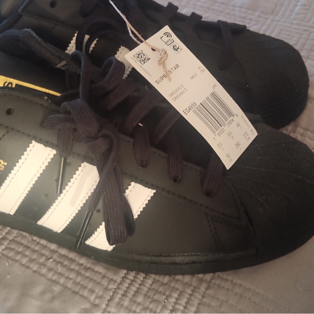Adidas Men's Black and White Superstar Sneakers